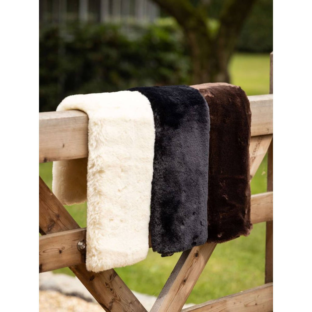 LeMieux Singelbontje Simuwool Slip On Naturel